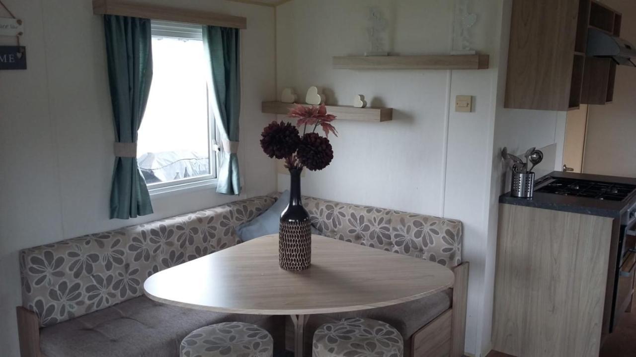 Kingdom Holiday Park Haverigg Exterior photo